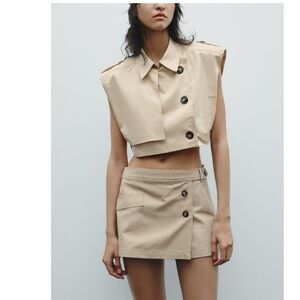 ZARA SPLIT SKIRT WITH BUTTONS